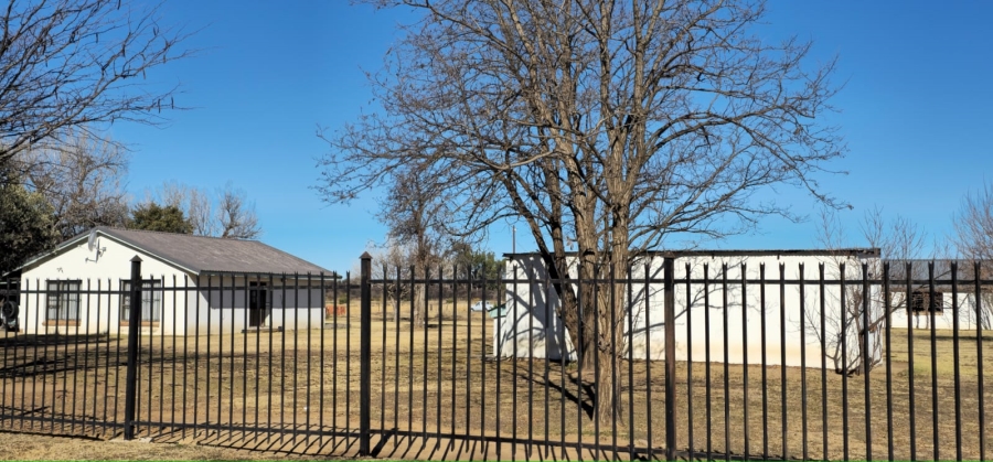 2 Bedroom Property for Sale in The Bend Free State